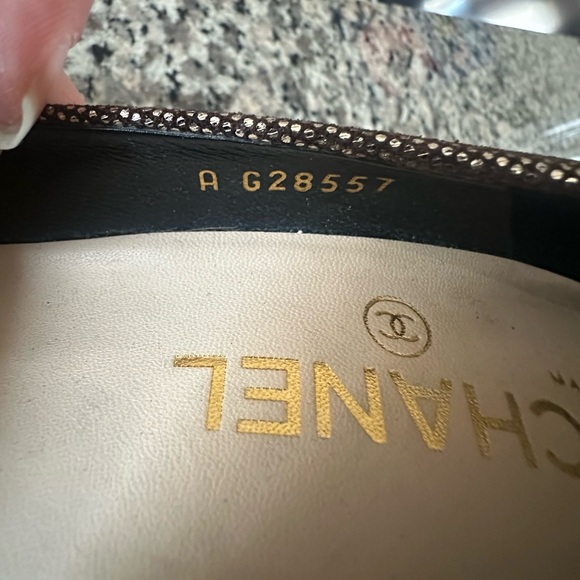 Authentic Chanel Gold Heels Pumps Size 39 - Picture 7 of 13
